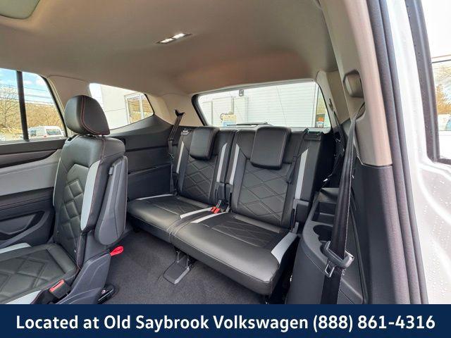 new 2025 Volkswagen Atlas car, priced at $47,876
