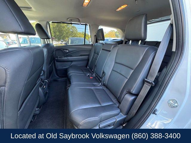 used 2022 Honda Pilot car, priced at $25,111