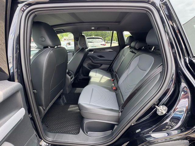 new 2025 Volkswagen Tiguan car, priced at $39,096