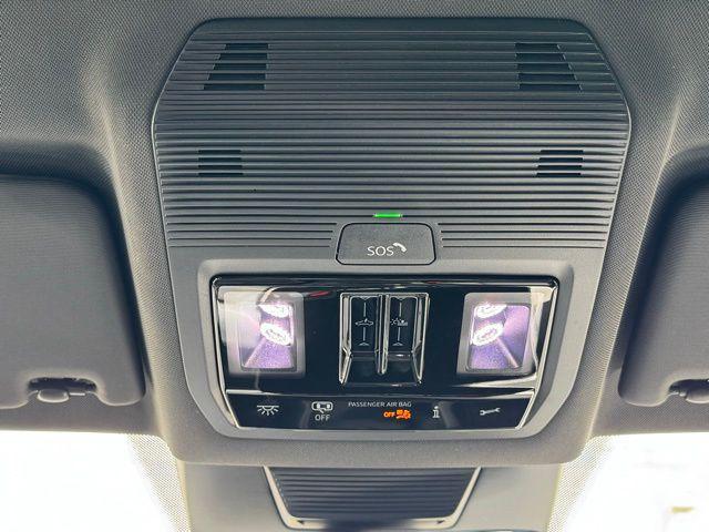 new 2025 Volkswagen Tiguan car, priced at $39,096