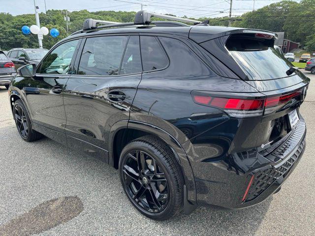 new 2025 Volkswagen Tiguan car, priced at $39,096