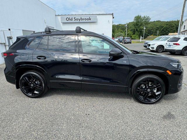 new 2025 Volkswagen Tiguan car, priced at $39,096