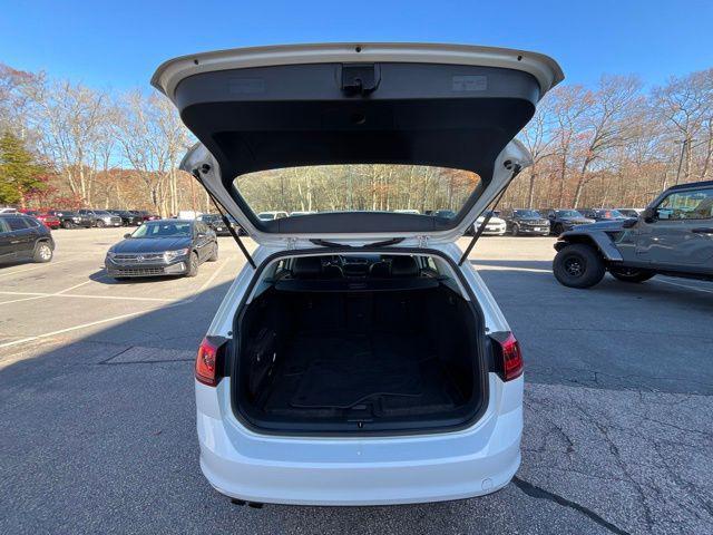 used 2016 Volkswagen Golf SportWagen car, priced at $9,584