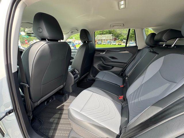 new 2025 Volkswagen Tiguan car, priced at $35,936