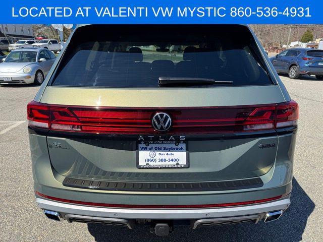 new 2025 Volkswagen Atlas car, priced at $45,171
