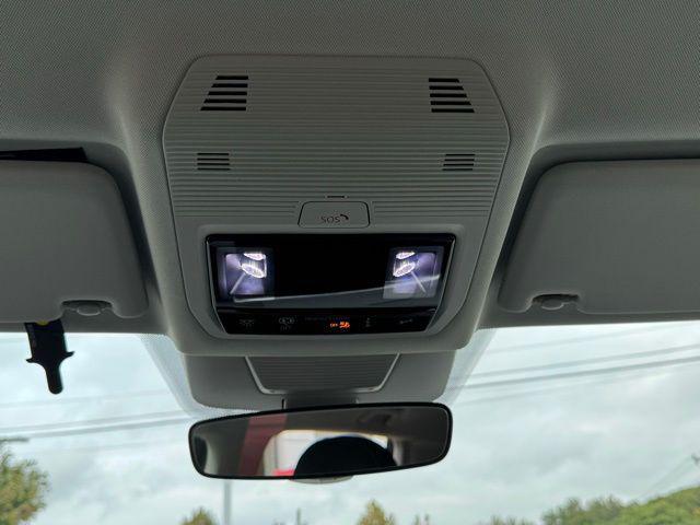 new 2025 Volkswagen Tiguan car, priced at $32,382