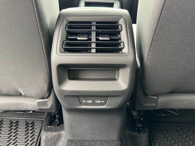 new 2025 Volkswagen Tiguan car, priced at $32,382