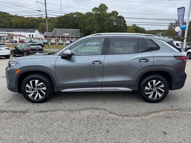 new 2025 Volkswagen Tiguan car, priced at $32,382