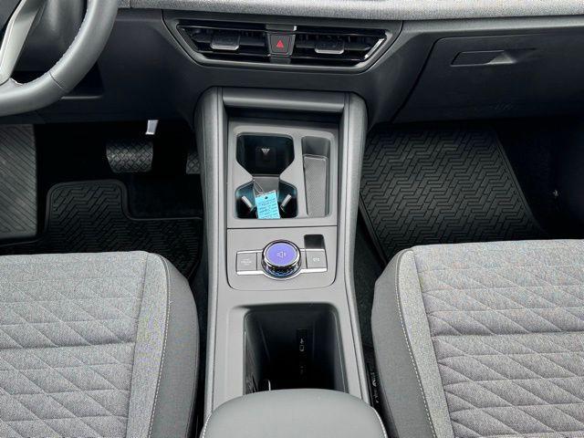 new 2025 Volkswagen Tiguan car, priced at $32,382