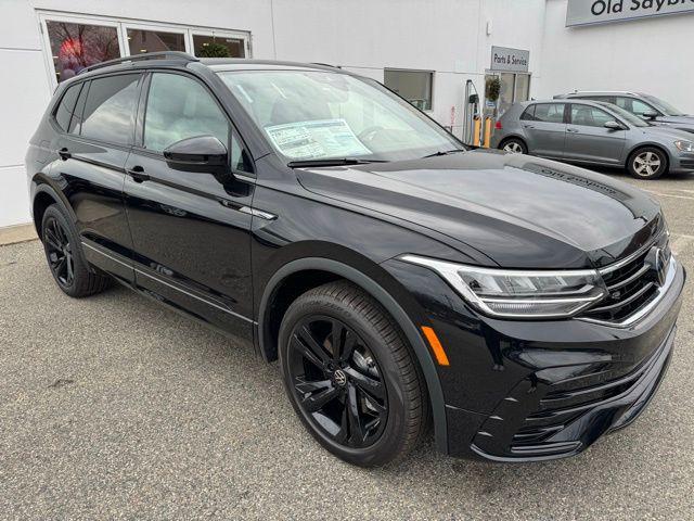 new 2024 Volkswagen Tiguan car, priced at $37,983