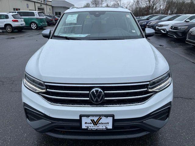 new 2024 Volkswagen Tiguan car, priced at $33,208