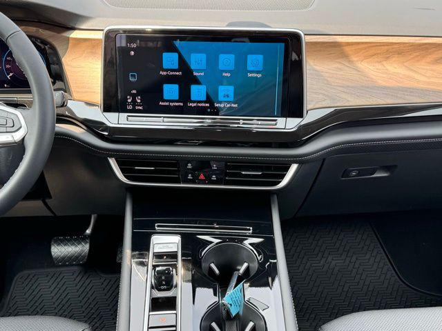 new 2025 Volkswagen Atlas car, priced at $45,730