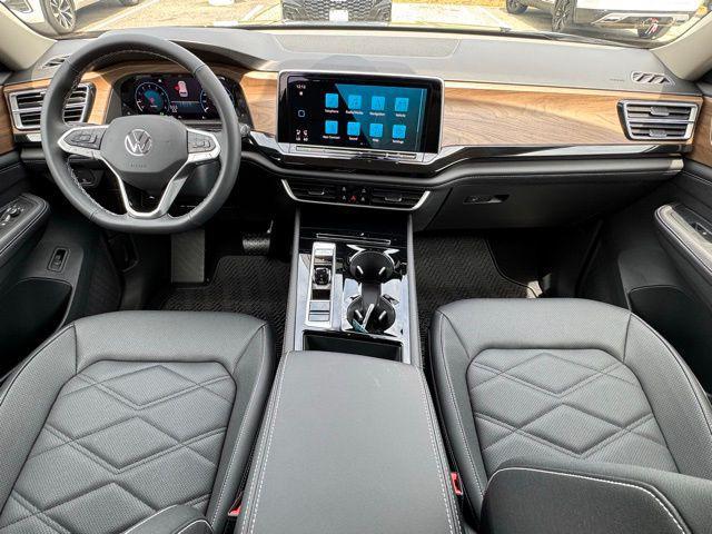 new 2025 Volkswagen Atlas car, priced at $43,774