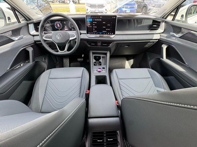 new 2025 Volkswagen Tiguan car, priced at $35,182