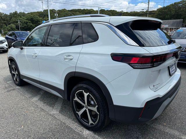 new 2025 Volkswagen Tiguan car, priced at $35,182