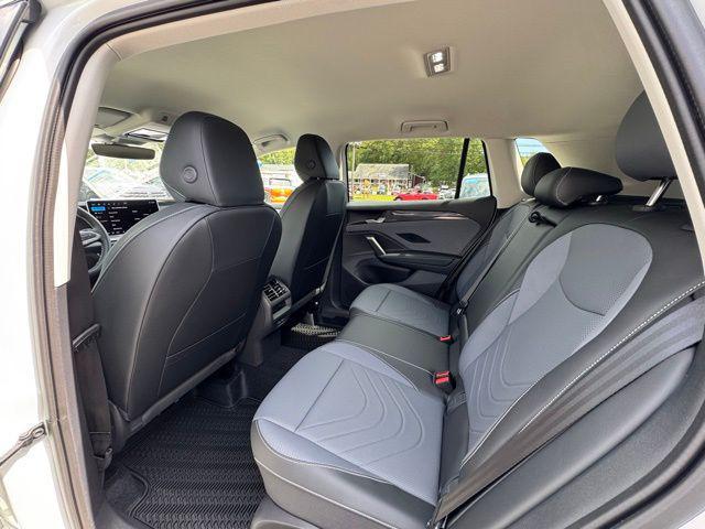 new 2025 Volkswagen Tiguan car, priced at $35,182