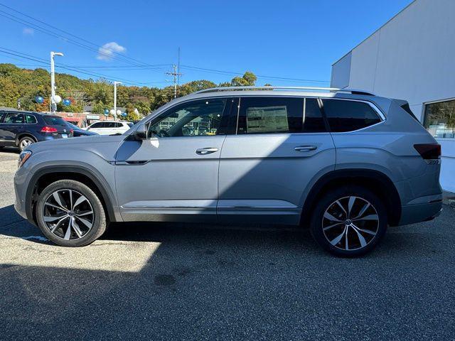 new 2024 Volkswagen Atlas car, priced at $53,645