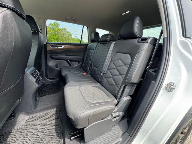 new 2025 Volkswagen Atlas car, priced at $46,095