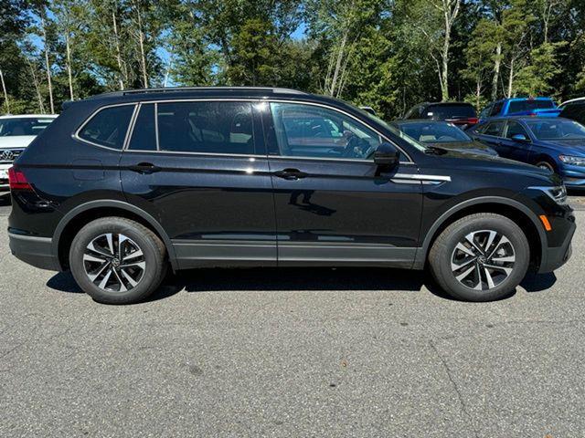 new 2024 Volkswagen Tiguan car, priced at $30,581