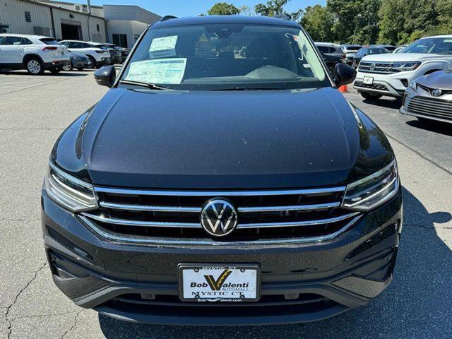 new 2024 Volkswagen Tiguan car, priced at $30,581