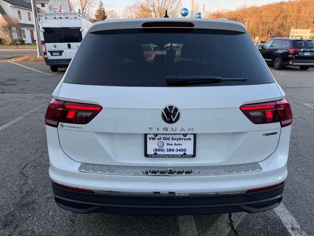 new 2024 Volkswagen Tiguan car, priced at $33,208