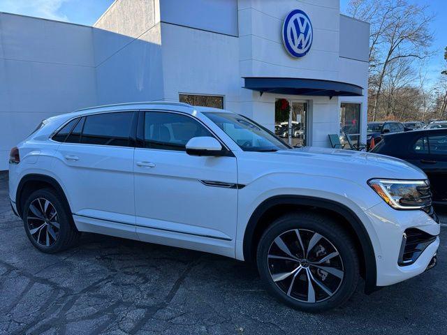 new 2025 Volkswagen Atlas Cross Sport car, priced at $51,928