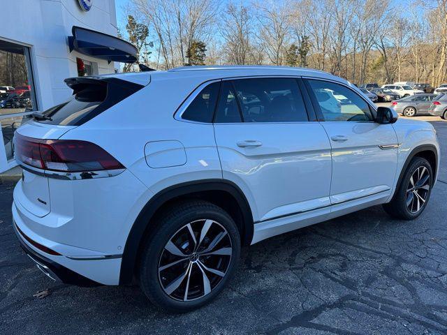 new 2025 Volkswagen Atlas Cross Sport car, priced at $51,928