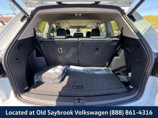 new 2025 Volkswagen Atlas car, priced at $54,764