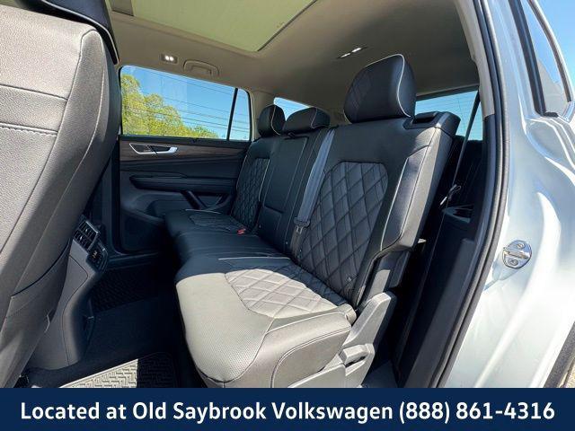 new 2025 Volkswagen Atlas car, priced at $54,764