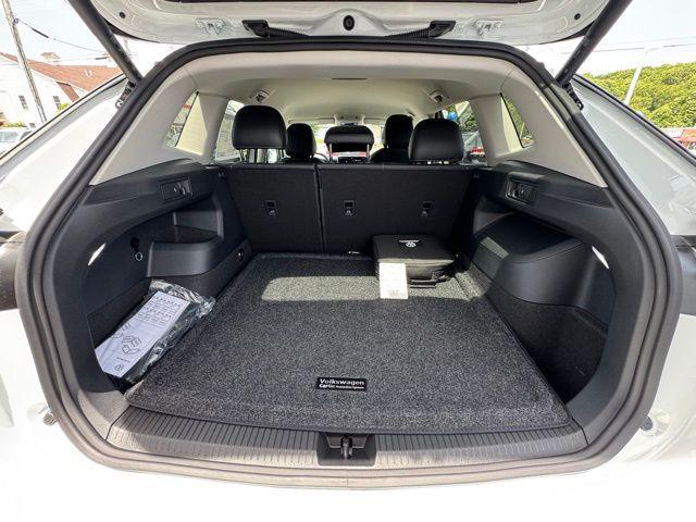 new 2025 Volkswagen Tiguan car, priced at $35,171
