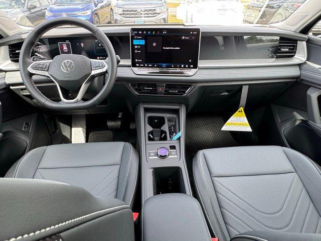 new 2025 Volkswagen Tiguan car, priced at $36,382