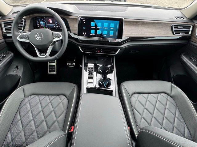 new 2025 Volkswagen Atlas car, priced at $56,459