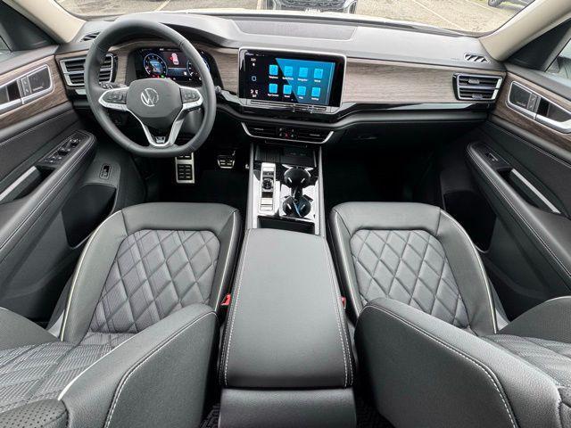 new 2025 Volkswagen Atlas car, priced at $56,459