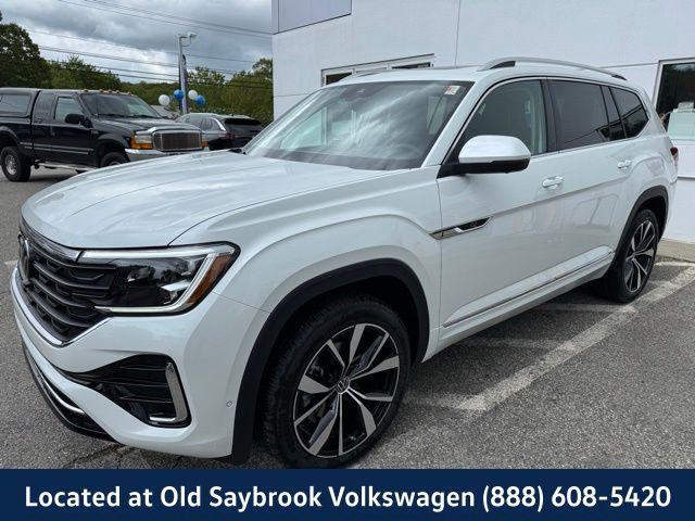 new 2025 Volkswagen Atlas car, priced at $53,959
