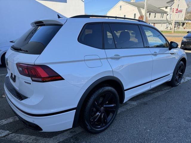 new 2024 Volkswagen Tiguan car, priced at $37,883