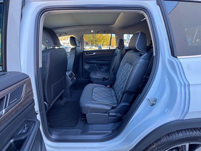 new 2026 Volkswagen Atlas car, priced at $58,573