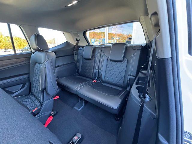 new 2026 Volkswagen Atlas car, priced at $58,573