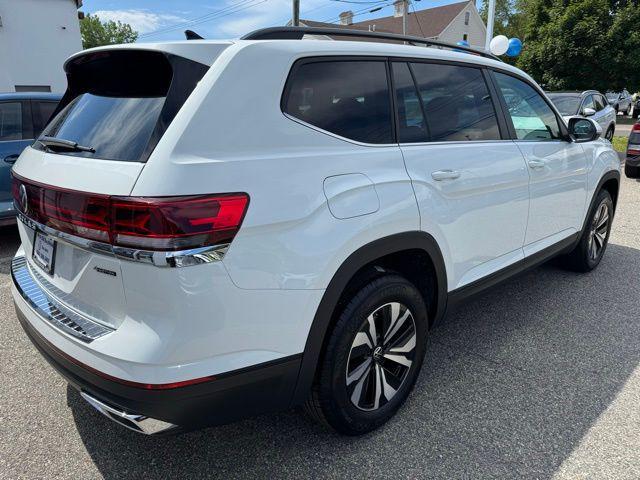 new 2025 Volkswagen Atlas car, priced at $39,208