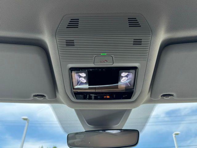 new 2025 Volkswagen Atlas car, priced at $39,208