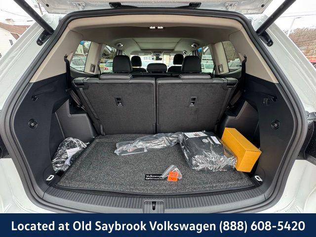 new 2025 Volkswagen Atlas car, priced at $48,086