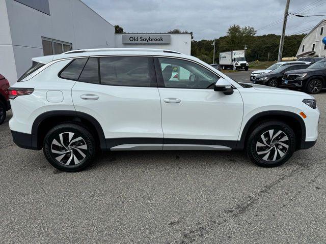 new 2025 Volkswagen Tiguan car, priced at $32,077