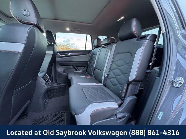 new 2025 Volkswagen Atlas car, priced at $47,461