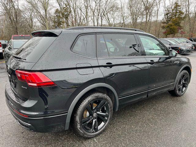 new 2024 Volkswagen Tiguan car, priced at $37,504