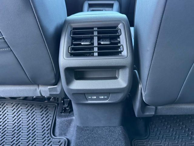 new 2026 Volkswagen Tiguan car, priced at $38,852