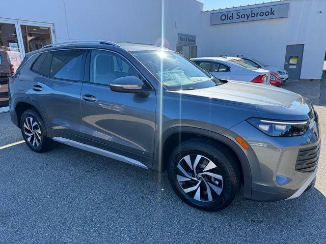 new 2025 Volkswagen Tiguan car, priced at $32,382