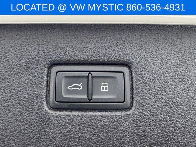 used 2022 Audi Q7 car, priced at $34,904
