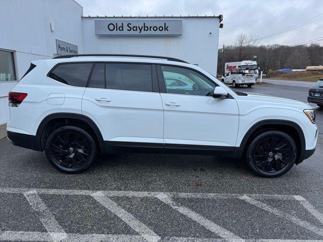 new 2025 Volkswagen Atlas car, priced at $45,235