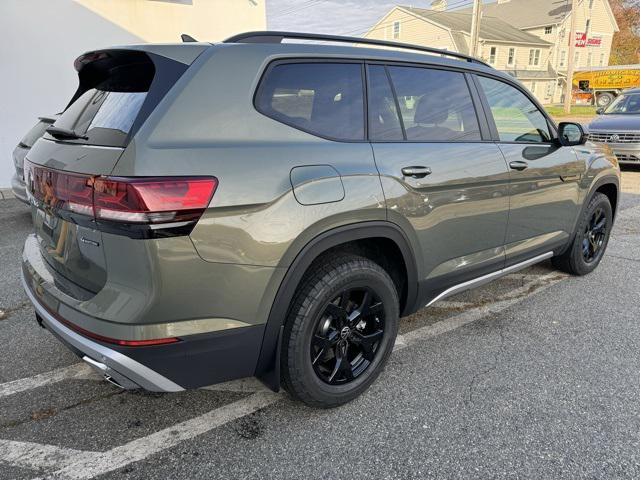 new 2025 Volkswagen Atlas car, priced at $45,823