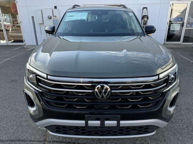 new 2025 Volkswagen Atlas car, priced at $45,823