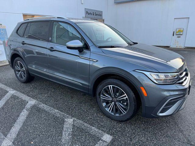 new 2024 Volkswagen Tiguan car, priced at $33,533